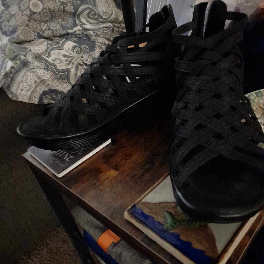 7 Sketchers Black Wedges